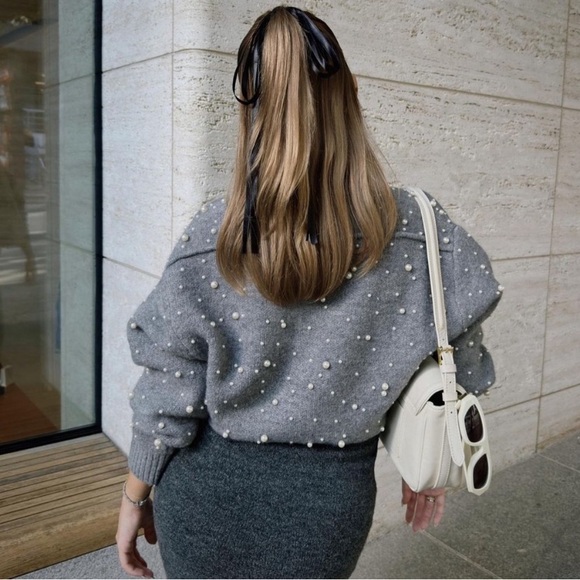 Zara KNIT BOMBER JACKET WITH FAUX PEARLS - Picture 5 of 7